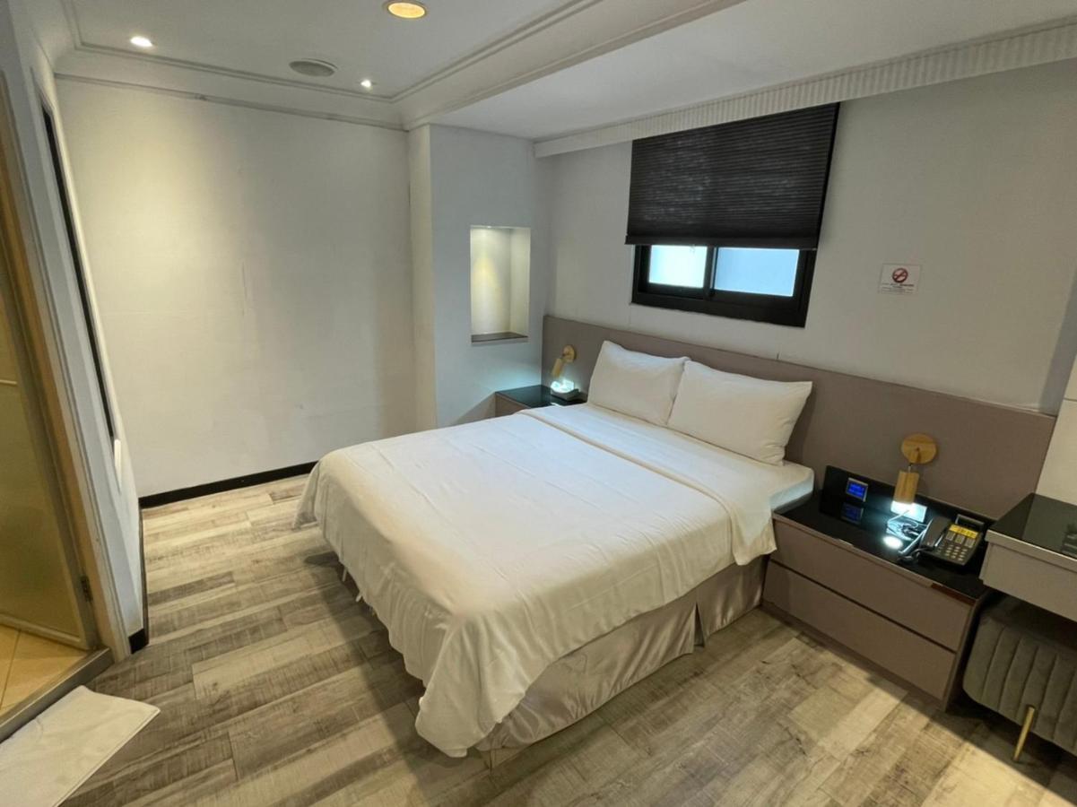 微光宿 Light Đài Bắc Ngoại thất bức ảnh